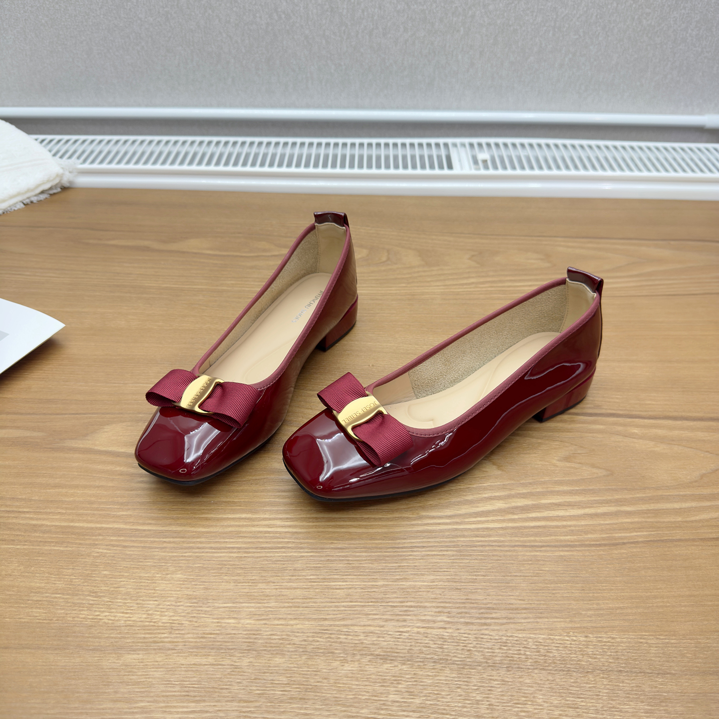 方头浅口单鞋粗跟通勤职业小皮鞋