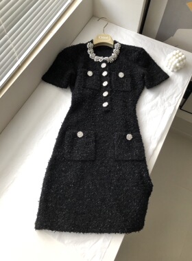 26早春新款女士圆领钉珠羊毛连衣裙短袖两色现货