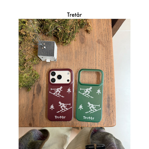 Tretar「圣诞系列」双面覆膜 磨砂大孔 IMD手机壳 磁吸环Magsafe适用17Pro