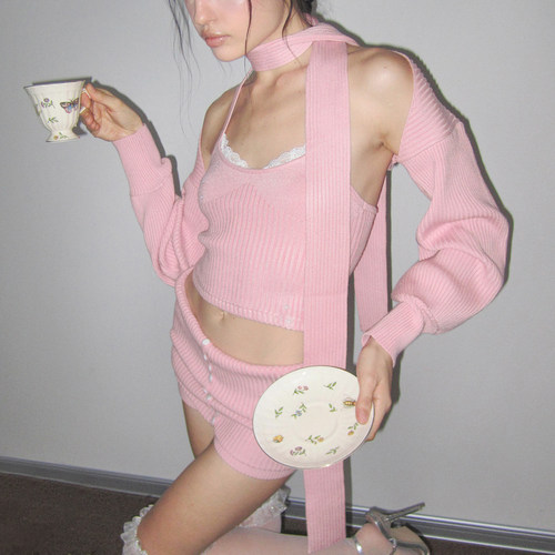 NOLA*Cutie Knit Suit 柏林少女 粉白色蕾丝针织裙裤吊带开衫套装