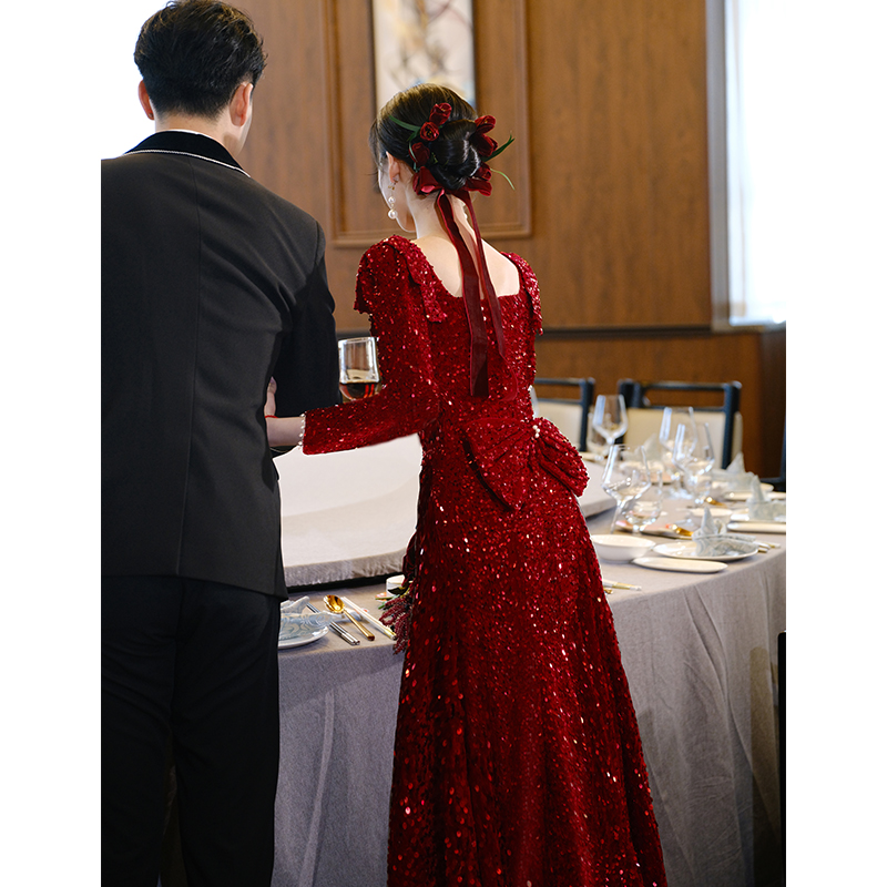 高端轻奢小众订婚礼服裙