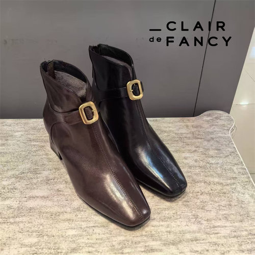 CLAIR de FANCY品牌25年新款粗跟方头冬靴1588757