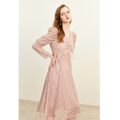 COCOON羽毛蕾丝连衣裙