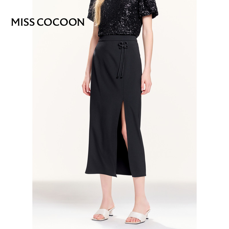 MISSCOCOON新中式蝴蝶盘扣高腰开叉直筒斜纹垂感半身裙春款,女装/女士精品,半身裙,淘宝优惠券,粉丝福利购,淘宝优惠卷