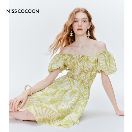 MISSCOCOON花苞袖纯苎麻连衣裙抽褶收腰度假风印花裙夏新款