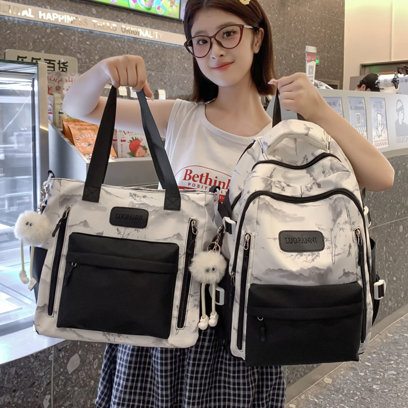 高颜值书包女大学生设计感双肩包