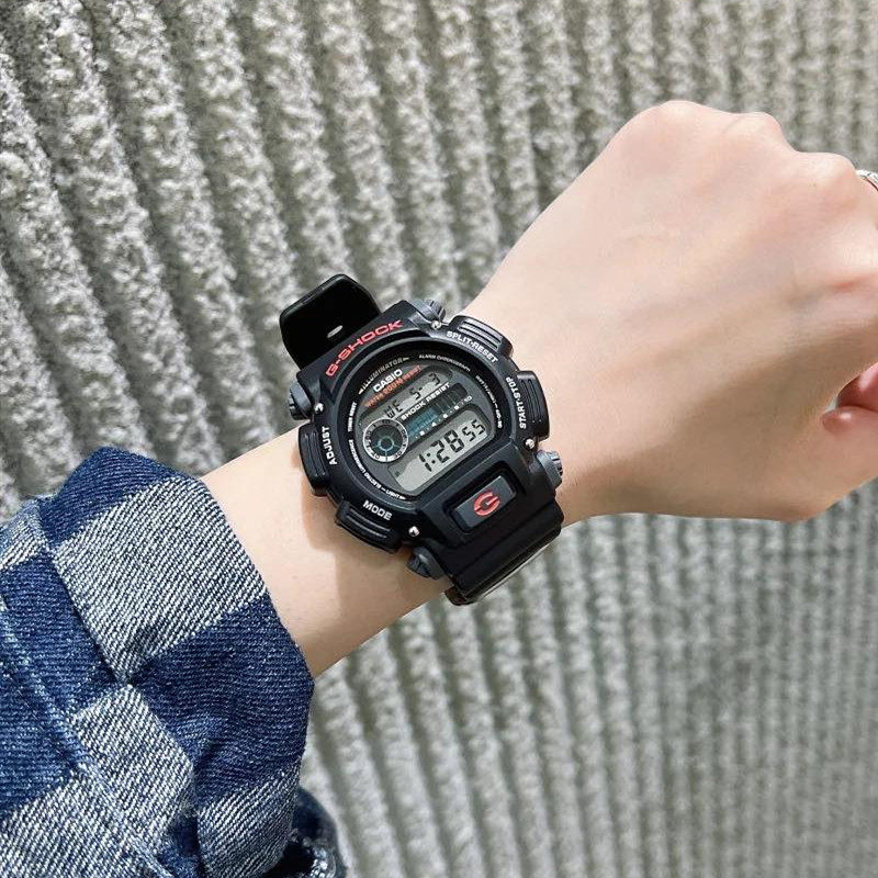 卡西欧Casio G-SHOCK美军表男士多功能防水户外运动手表DW9052-1V