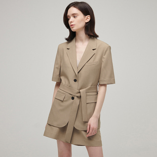 西装 休闲设计感腰带两件套女2024春夏新款 外套短裤 时尚 套装 短袖