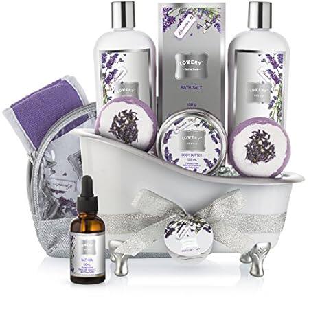 Fathers Day Bath Gift Basket Set for Women: Relaxing at H