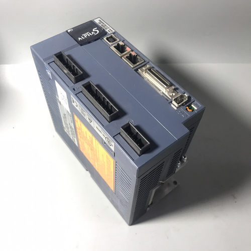 RYT102D5-VS2 富士伺服驱动器 工业工控自动化控制配件议价维修