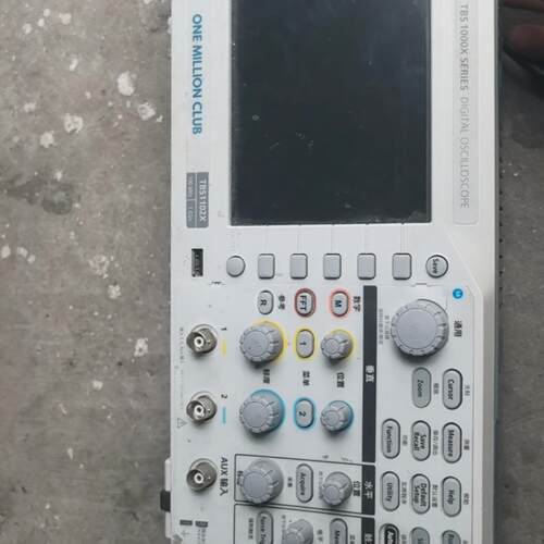 TBS1102X 泰克数字示波器 双通道便携测试仪器议价维修