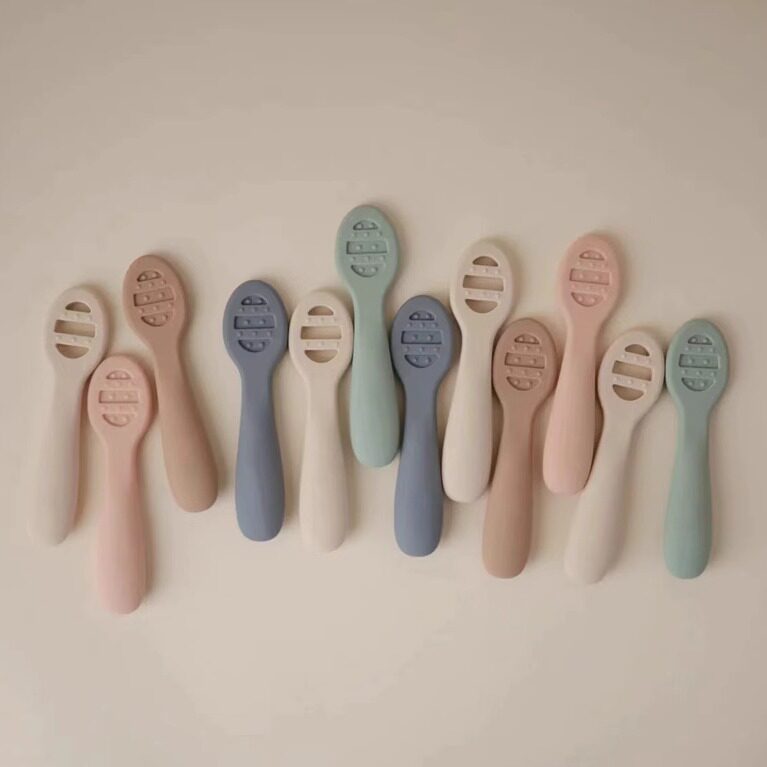 硅胶辅食勺2件套果泥米糊宝宝勺FDA Complementary Feeding Spoon
