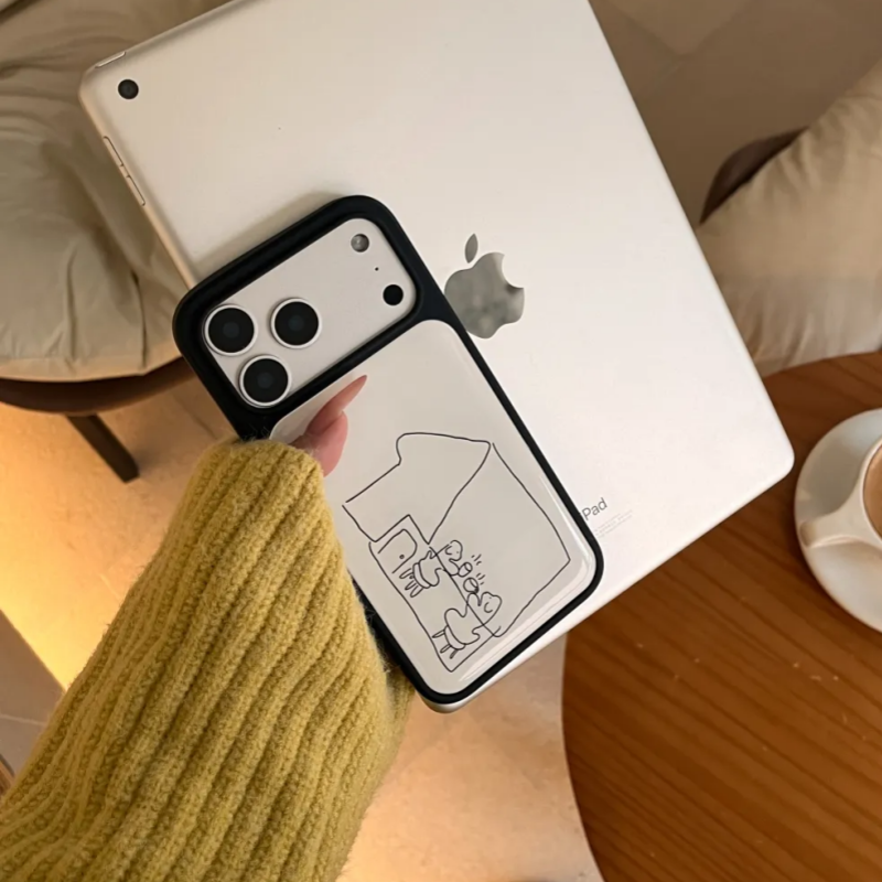 狗狗咖啡小屋iPhone17ProMax肤感水凝手机壳13/14plus黑边16/15Pro不撞款11情侣12pro博主同款x/xs防摔保护套
