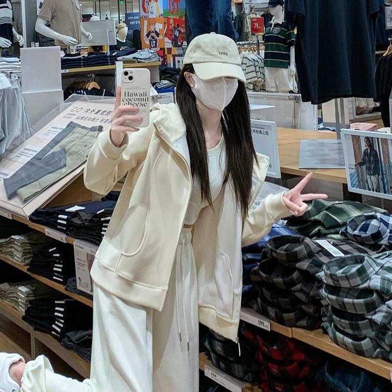 杏色卫衣女学生套头上衣外套通勤防风棒球服潮酷lulu同款拉链口袋