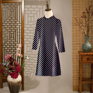 胖人显瘦高档长袖连衣裙女士大码气质时髦国风宽松洋气春秋新款潮