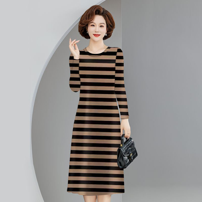 春秋新款复古印花宽松长袖连衣裙女士洋气显瘦圆领中长款百搭薄款,女装/女士精品,连衣裙,淘宝优惠券,粉丝福利购,淘宝优惠卷