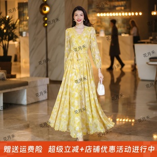 2025年新款春秋冬V领长袖大摆连衣裙收腰显瘦度假雪纺裙沙滩裙子