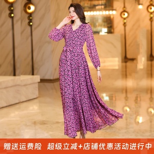 2025年春秋冬V领印花连衣裙收腰显瘦长裙妈妈款短款小个子沙滩裙