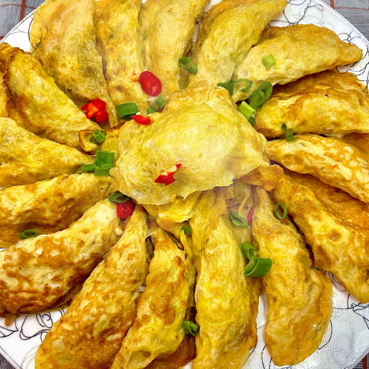 火锅蛋饺涮烤麻辣烫早餐加热即食蒸煮儿童早餐煎饺