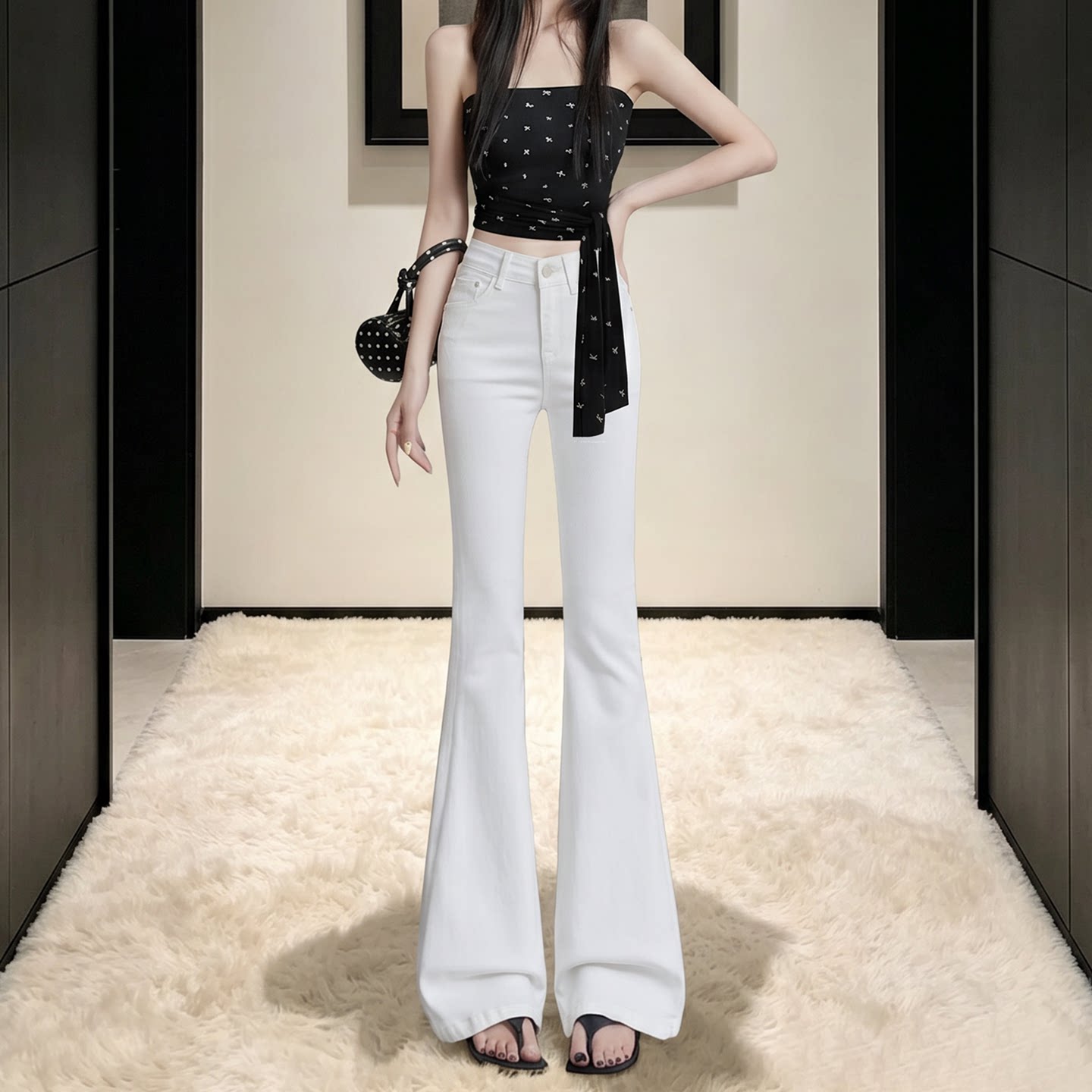 拉夏贝尔复古白色修身弹力微喇牛仔裤女夏2026辣妹高腰显瘦喇叭裤
