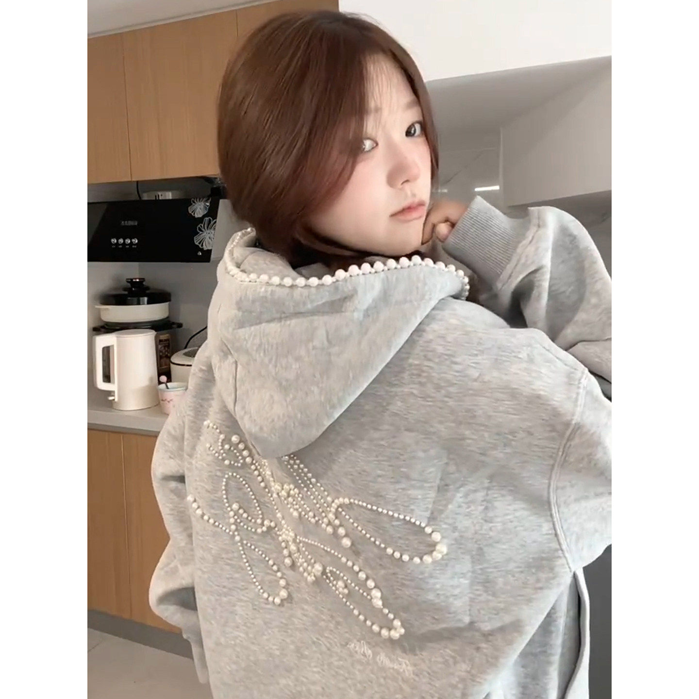 韩系钉珠重磅连帽卫衣女秋冬季2025新款加绒加厚宽松开衫拉链外套