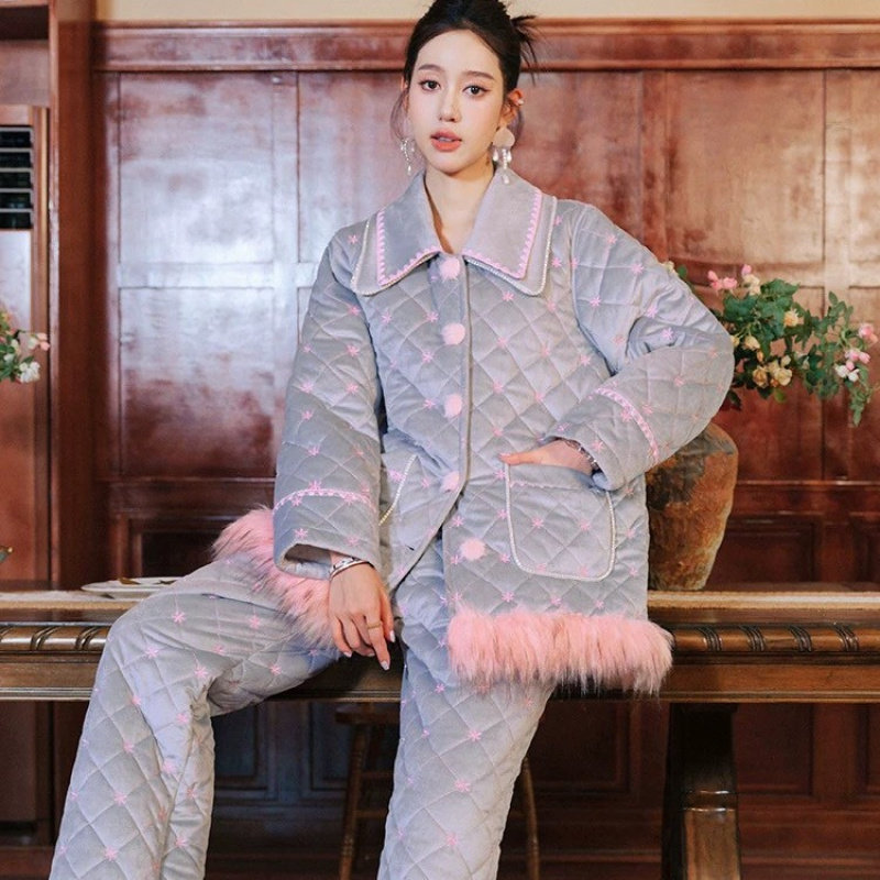 冬装满绣仿狐狸毛三层夹棉加厚加绒睡衣女家居服珊瑚绒加棉两件套