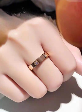 18K金戒指AU750玫瑰金戒指高定love经典男士宽窄情侣款螺丝钉对戒