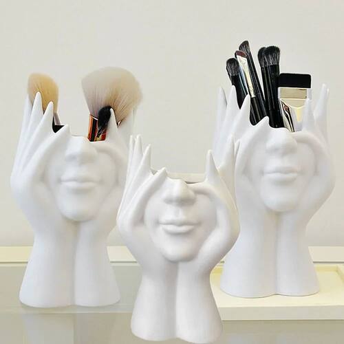 Decorative Face Makeup Brush Holder, White Tabletop Organize