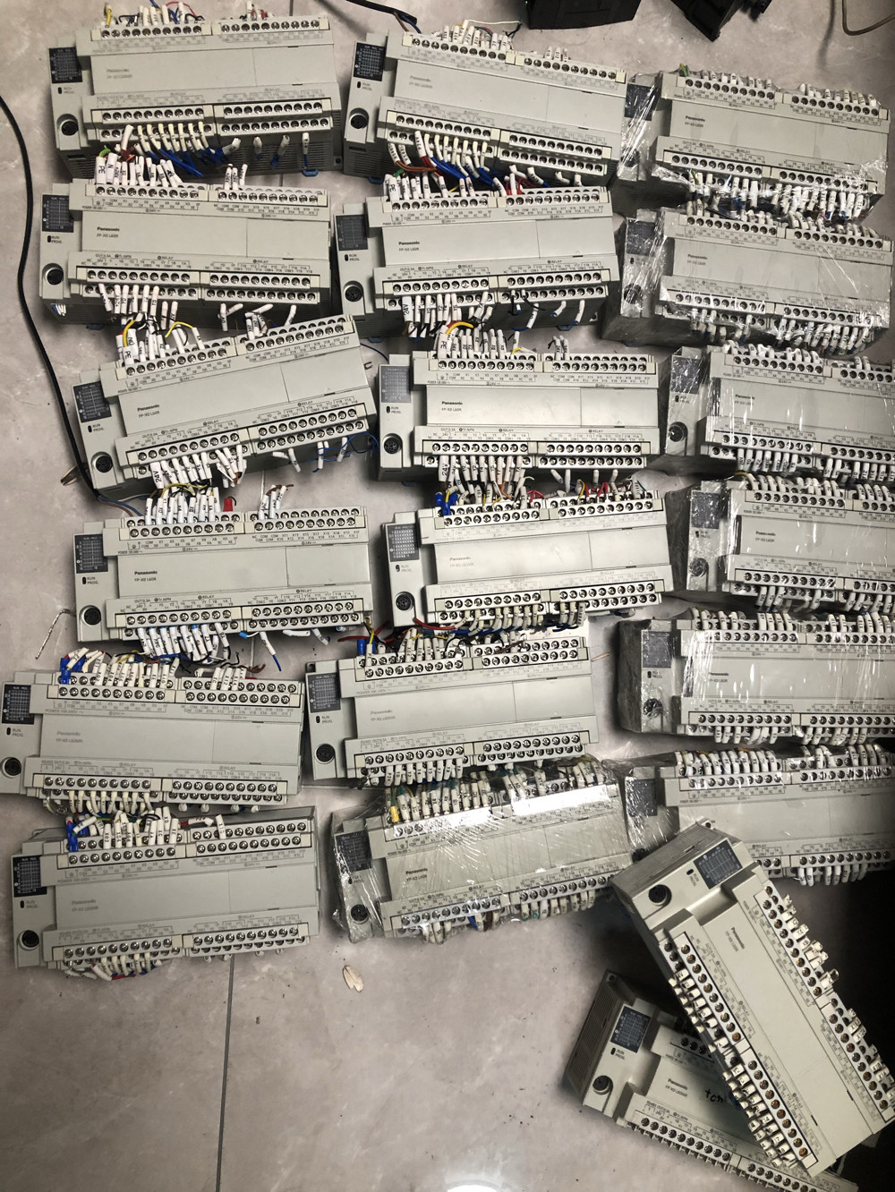 原装拆机PLC  AFPX0L插头