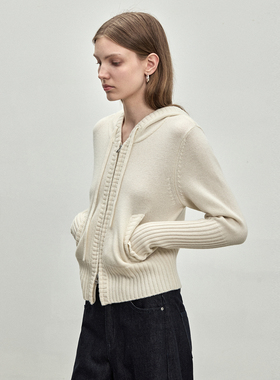 BLUEWEDIAN新品时尚26支全羊毛静奢修身连帽拉链开衫女