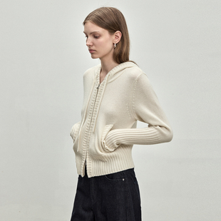 BLUEWEDIAN新品时尚26支全羊毛静奢修身连帽拉链开衫女