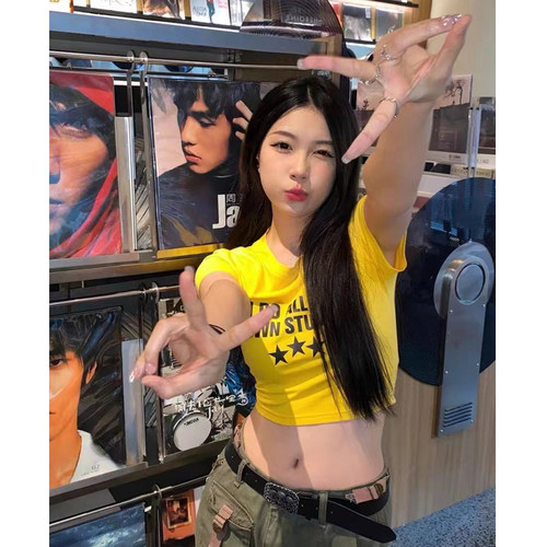美式正肩短袖t恤女黄色短款上衣
