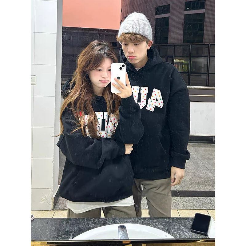 波点字母刺绣加绒连帽卫衣女秋冬