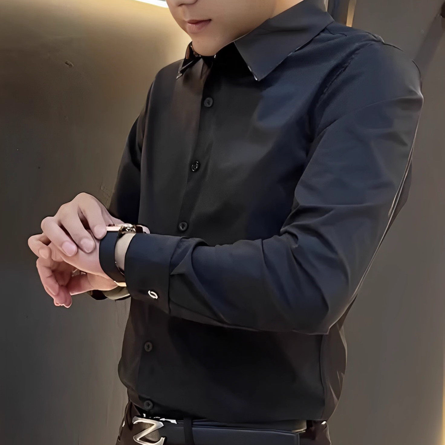 高端2025春季新款衬衣男士休闲潮流百搭修身高级感黑色衬衫长袖