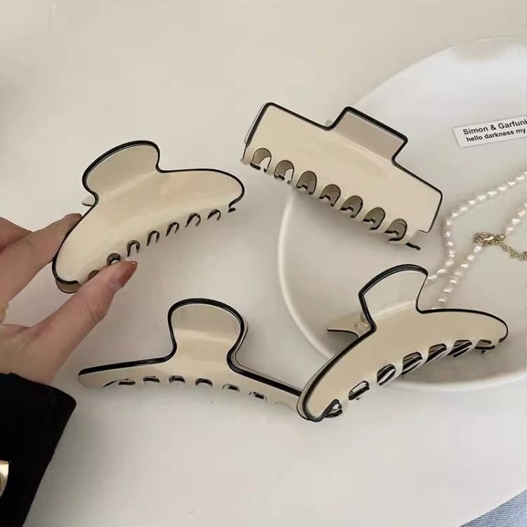 復古幾何精致簡約抓夾時尚盤發