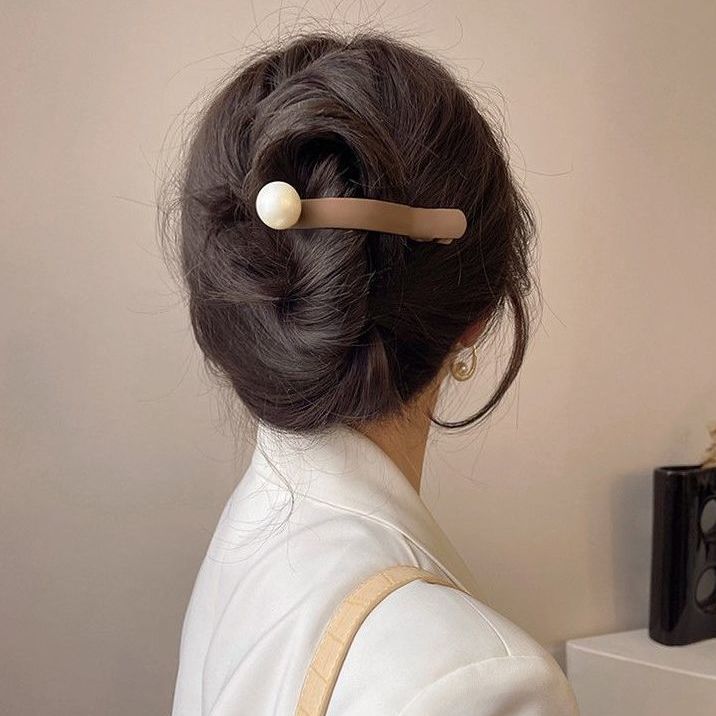 新款法式磨砂抓夹简约珍珠发夹后脑勺发卡复古设计感鲨鱼夹子头饰