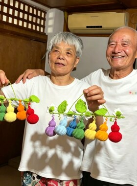 葫芦爷爷同款七彩葫芦挂件手工钩织diy材料包福禄汽车挂饰装饰品