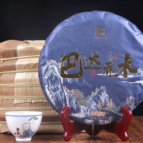 2022年云南普洱茶生茶饼 勐海巴达山纯料 巴达乔木青饼357g