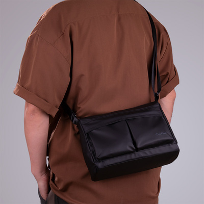 2025新款斜挎包竖款通勤包休闲