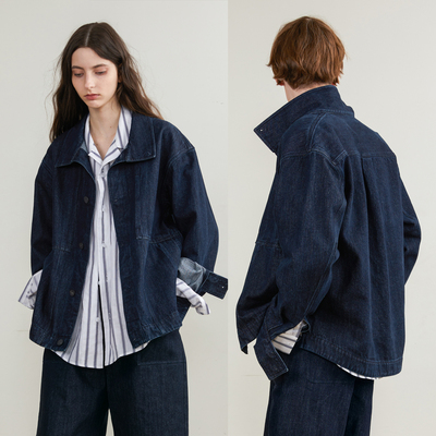 靛蓝色水洗复古丹宁夹克