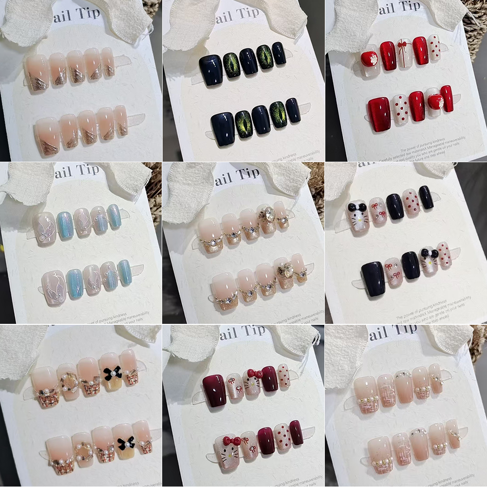 2025新款猫眼穿戴甲新年短款美甲