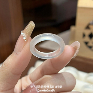 天然高冰种玛瑙戒指女玉髓正品马料白月光石素圈细情侣闭口男指环