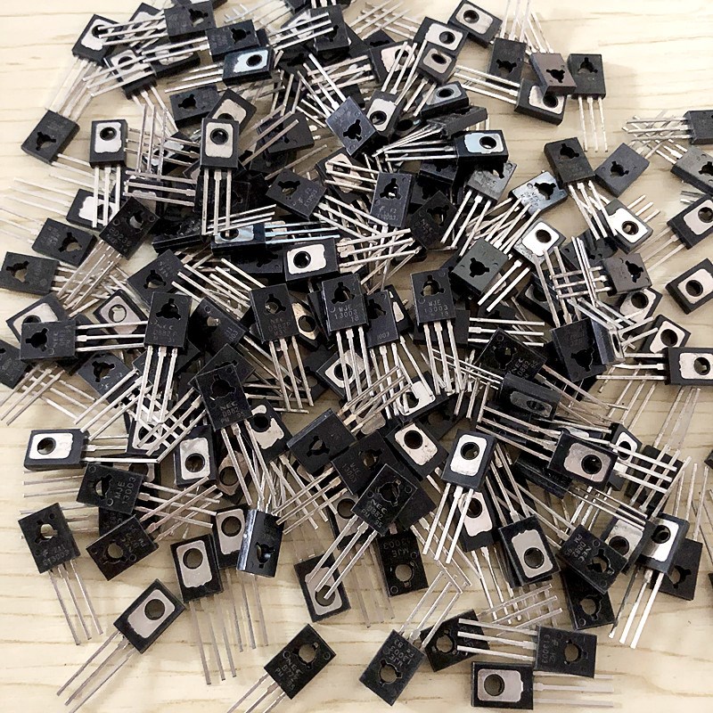 常用混装三极管TO-126 BD仔 D772 D882 E13003 BD236 BD139 135等