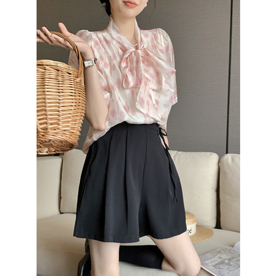 GLEE DIARY 法式浪漫油画感印花甜美系带丝质短袖开衫