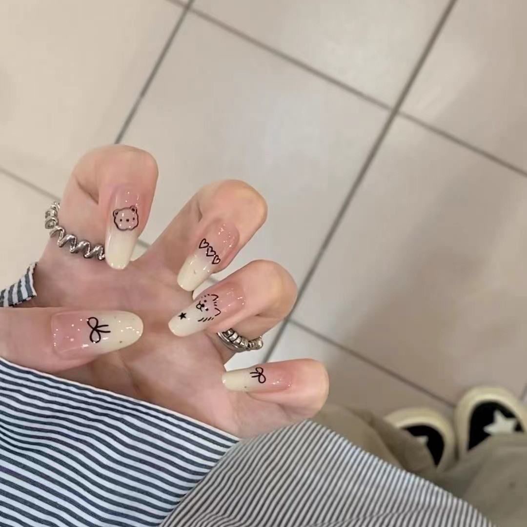 百搭可拆超火小众涂鸦甜酷穿戴甲