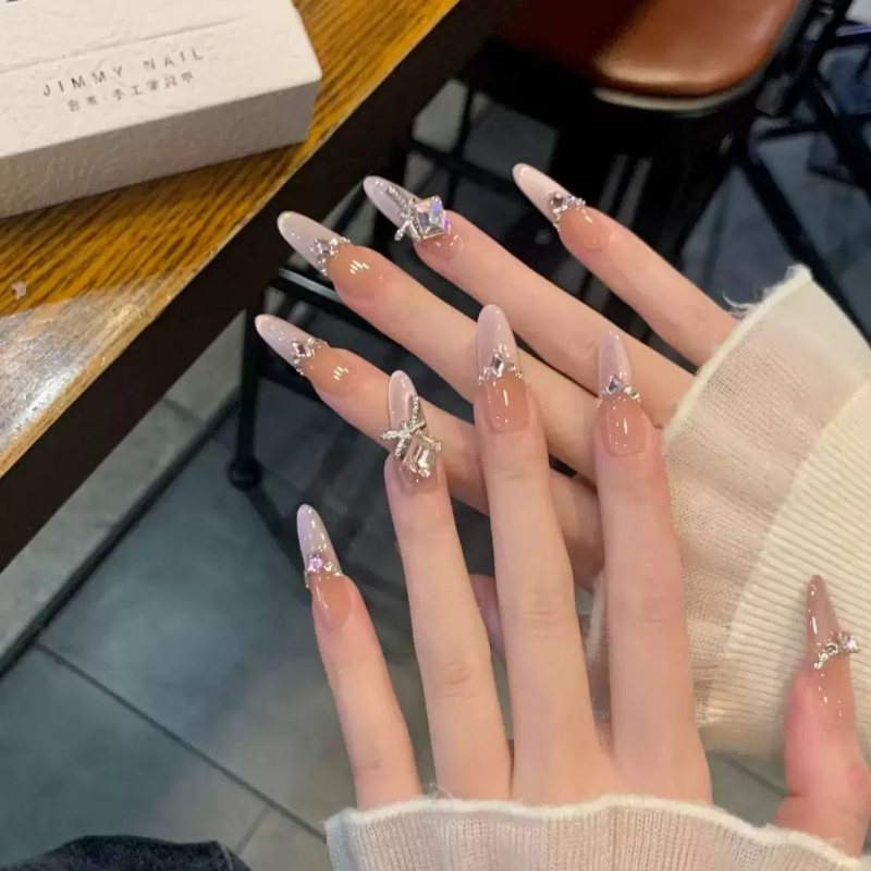 富家千金爆闪高级感粉紫法式猫眼