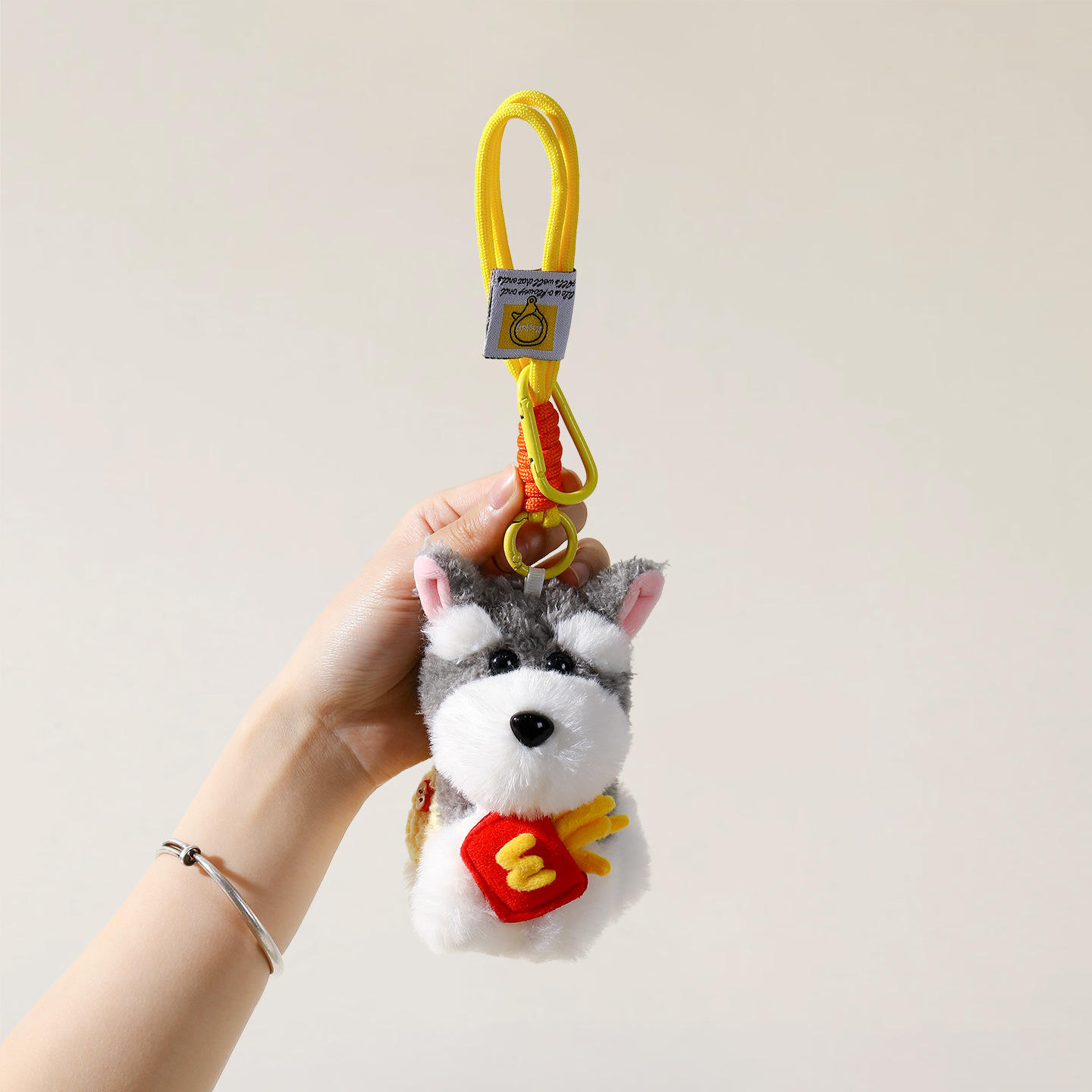 呆萌可爱雪纳瑞毛绒包挂件高级感竖耳小狗玩偶钥匙扣情侣礼物