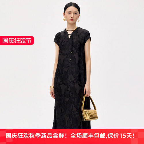 蚕丝优雅风蕾丝刺绣高级感连衣裙