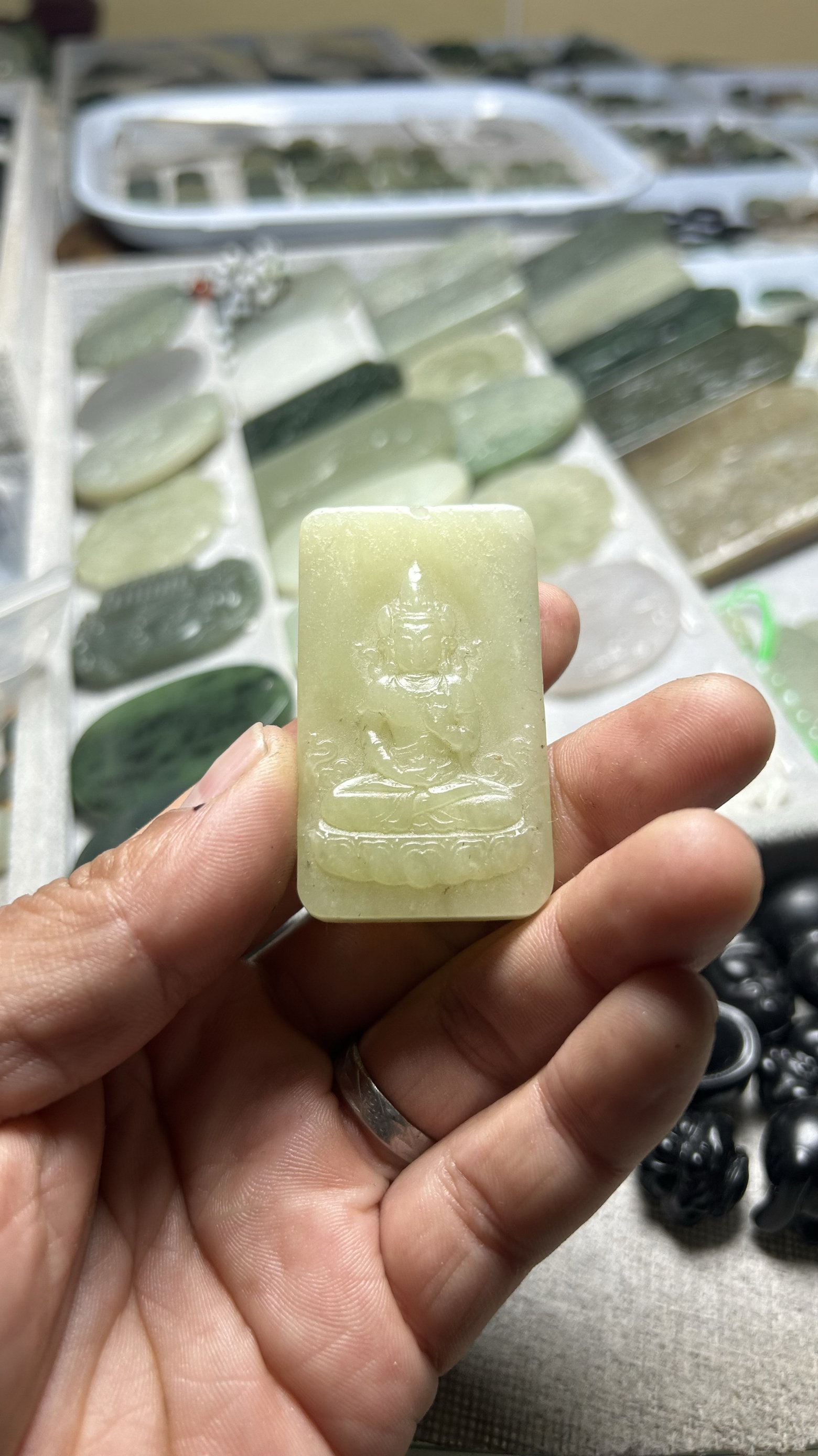 天然和田玉新疆黄口黄玉莲花观音菩萨牌子吊坠摆件挂件包挂毛衣链
