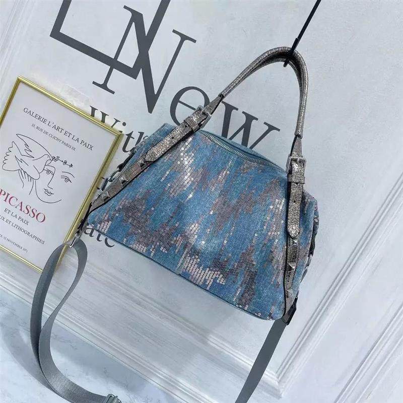 新款洗水牛仔珠片洋气女包时尚亮片单肩斜挎轻便手提百搭托特包,箱包皮具/热销女包/男包,通用款女包,淘宝优惠券,粉丝福利购,淘宝优惠卷